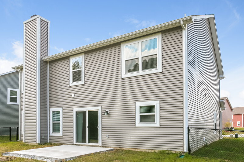 2,190/Mo, 6447 Ault Pl Indianapolis, IN 46221 Rear View 2