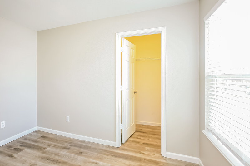 1,730/Mo, 1906 Murdoch Dr Greenfield, IN 46140 Bedroom View 4