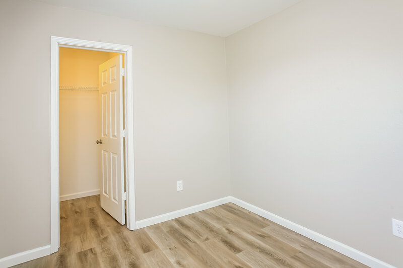 1,730/Mo, 1906 Murdoch Dr Greenfield, IN 46140 Bedroom View 5