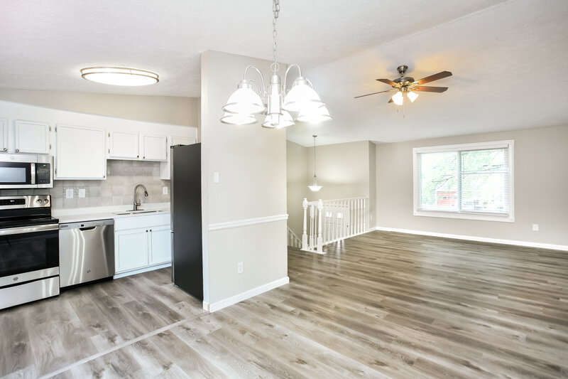 2,340/Mo, 6719 Bridger Ct Indianapolis, IN 46268 Dining Room View