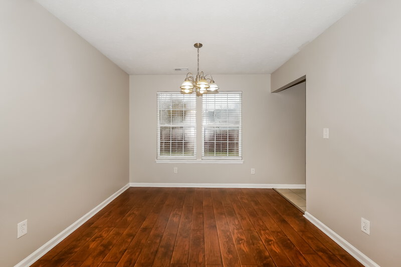 2,280/Mo, 3329 Gainesville Ct Indianapolis, IN 46227 Dining Room View