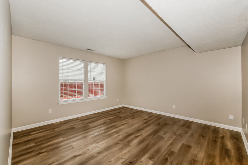 2,280/Mo, 3329 Gainesville Ct Indianapolis, IN 46227 Main Bedroom View