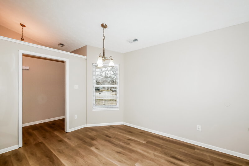 1,780/Mo, 6233 Carrie Cir Indianapolis, IN 46237 Dining Room View