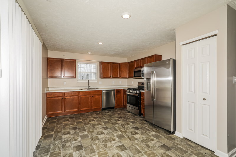 1,730/Mo, 2362 Montezuma Express Dr Greenfield, IN 46140 Kitchen View