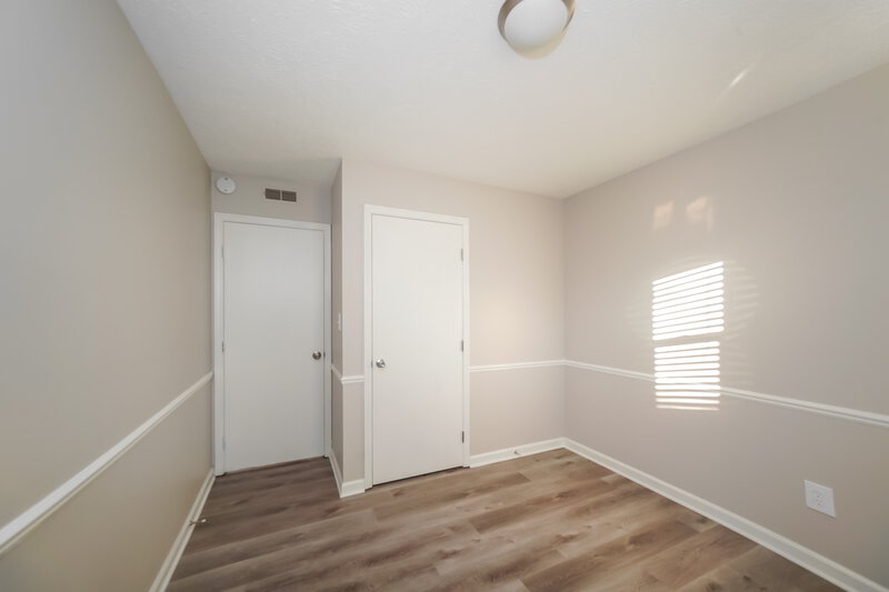 1,575/Mo, 1444 Countryside Ln Indianapolis, IN 46231 Bedroom View 2