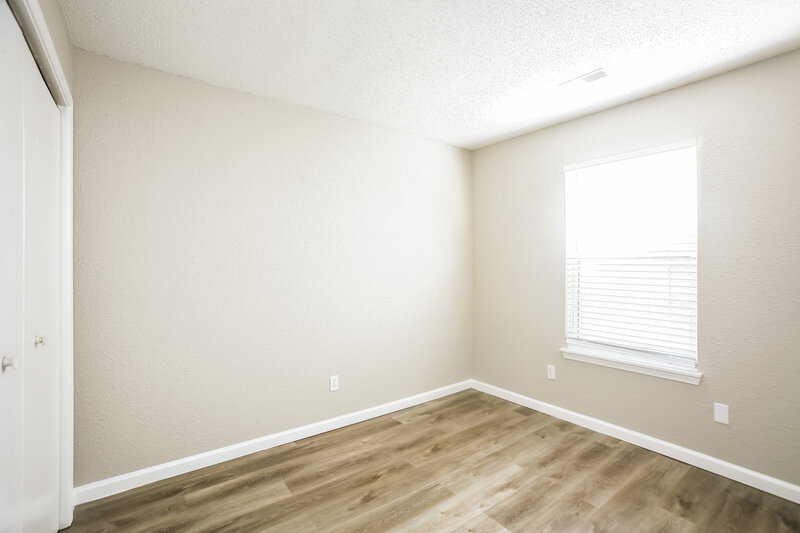 1,635/Mo, 8118 Maple Stream Blvd Indianapolis, IN 46217 Bedroom View 4