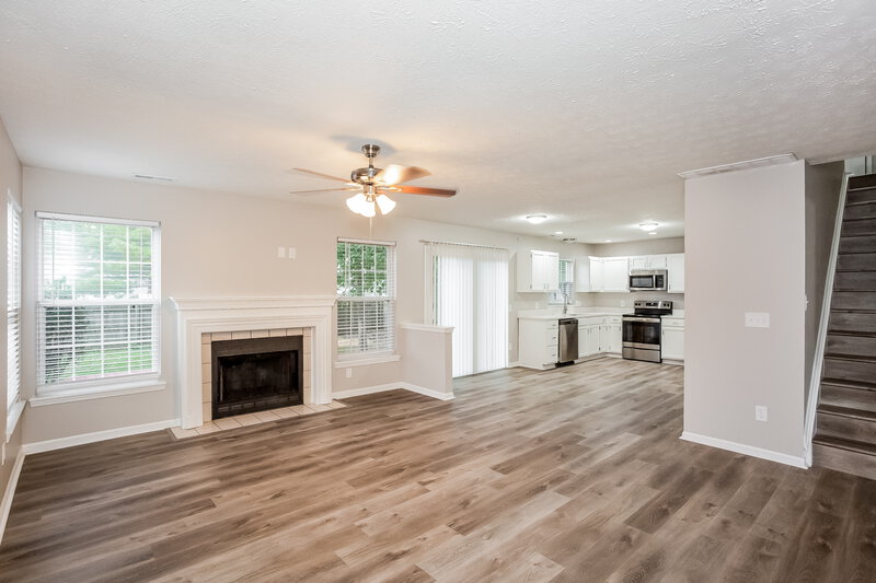 1,760/Mo, 12608 Roan Ln Indianapolis, IN 46236 Living Room View 2