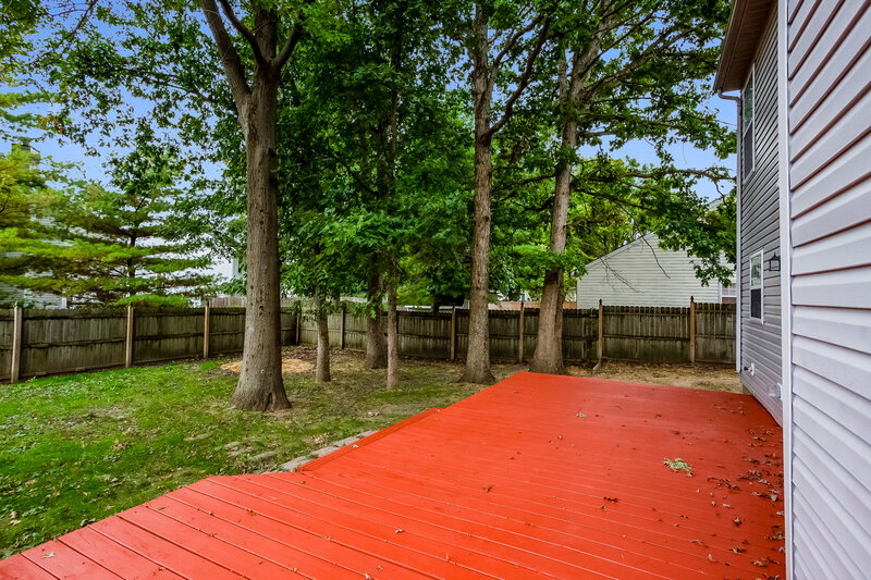 1,760/Mo, 12608 Roan Ln Indianapolis, IN 46236 Rear View