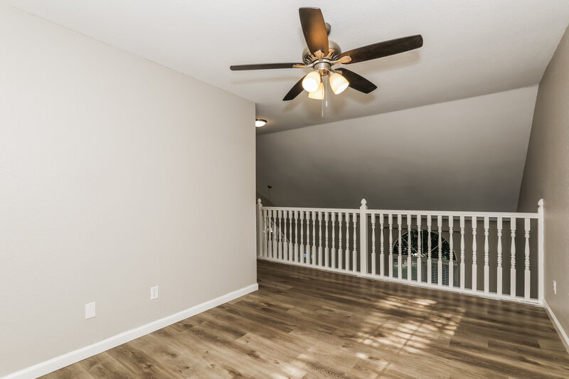 3,100/Mo, 4604 Welton St Greenwood, IN 46143 Loft View 2