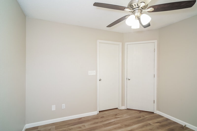 2,590/Mo, 531 Deer Trail Dr Indianapolis, IN 46217 Bedroom View