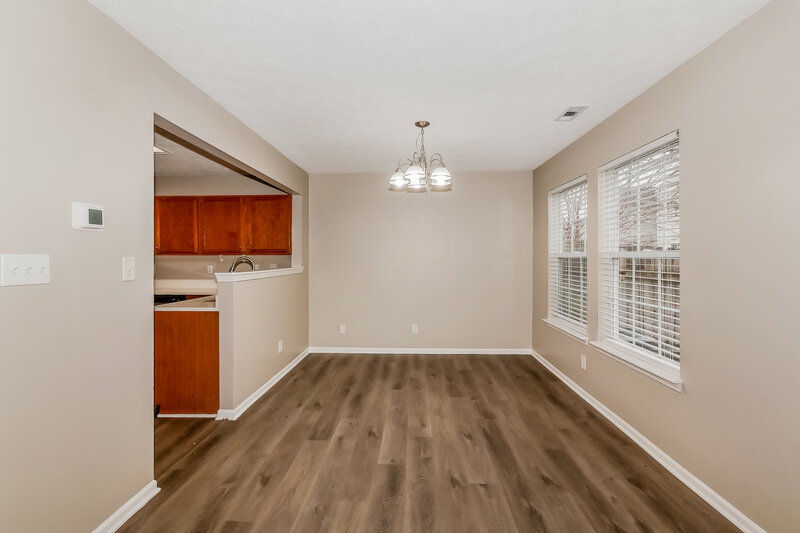 1,920/Mo, 6748 Redan Dr Indianapolis, IN 46254 Dining Room View