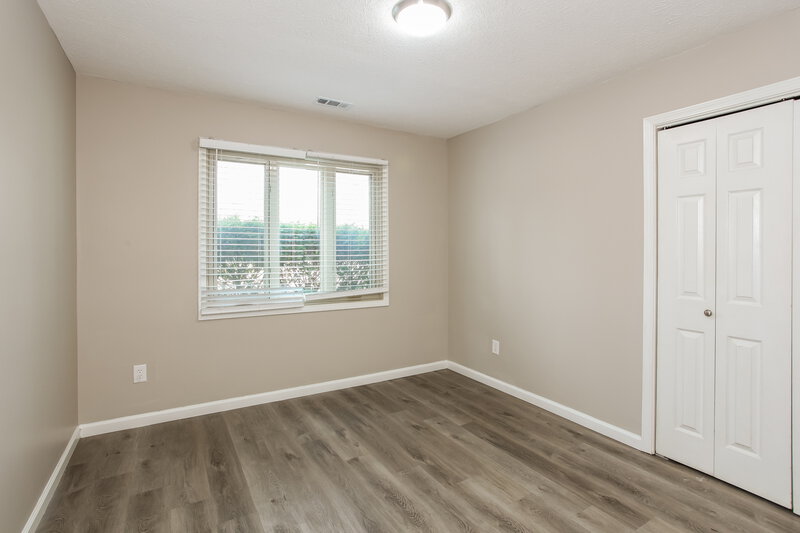 2,130/Mo, 7419 Cherryhill Dr Indianapolis, IN 46254 Bedroom View