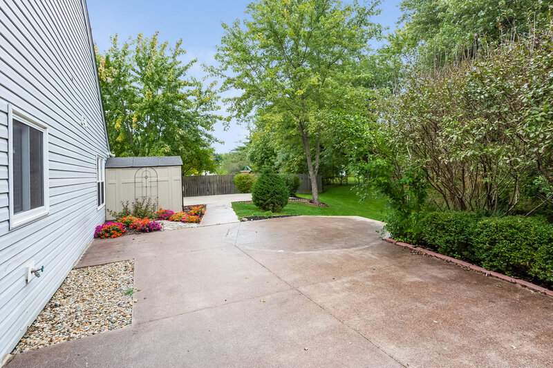 2,780/Mo, 4751 Lakestone Dr Indianapolis, IN 46237 Rear View 2