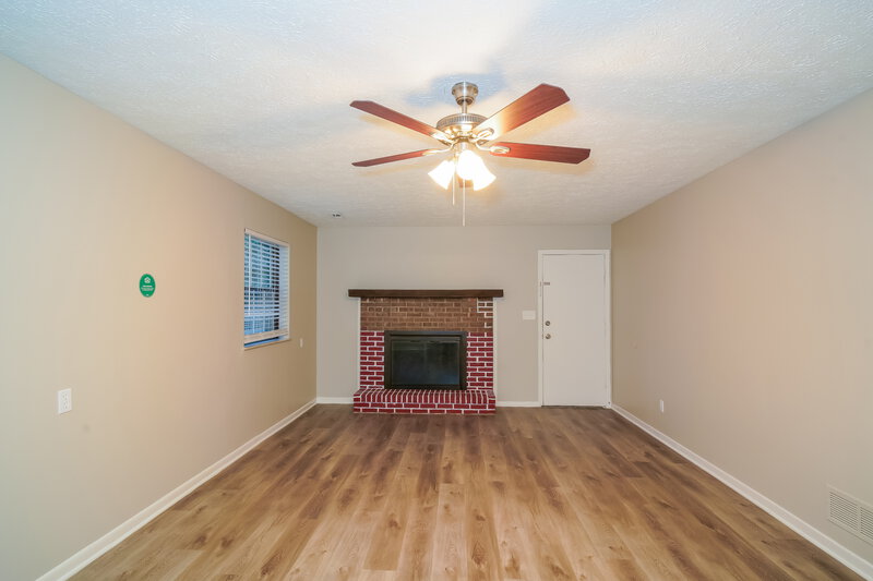 2,285/Mo, 3420 Wedgewood Dr Indianapolis, IN 46227 Living Room View