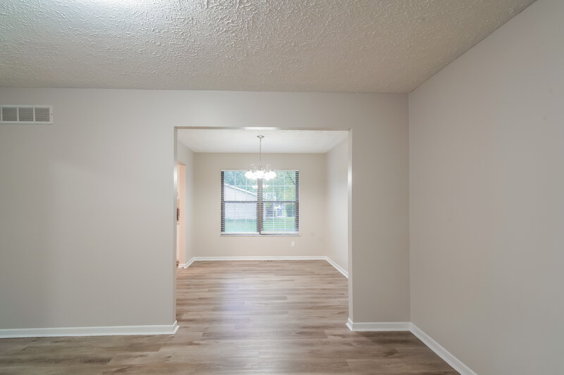 2,285/Mo, 3420 Wedgewood Dr Indianapolis, IN 46227 Family Room View