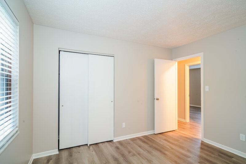 2,285/Mo, 3420 Wedgewood Dr Indianapolis, IN 46227 Bedroom View 2