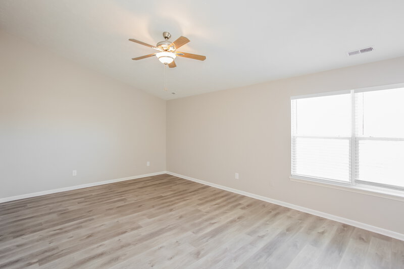 1,765/Mo, 5828 Jackie Ln Indianapolis, IN 46221 Main Bedroom View