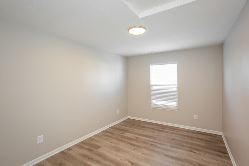 1,765/Mo, 5828 Jackie Ln Indianapolis, IN 46221 Bedroom View