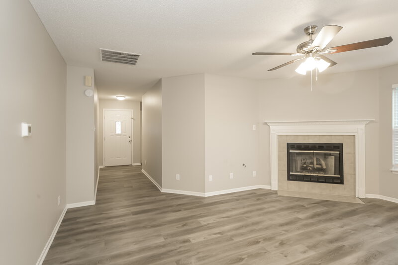 1,565/Mo, 13468 N Etna Green Ct Camby, IN 46113 Living Room View 2