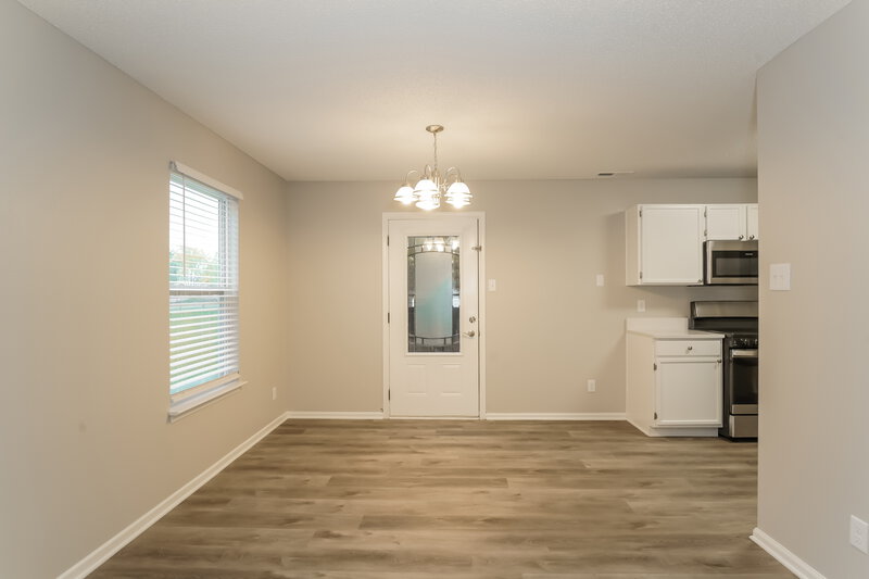 1,565/Mo, 13468 N Etna Green Ct Camby, IN 46113 Dining Room View