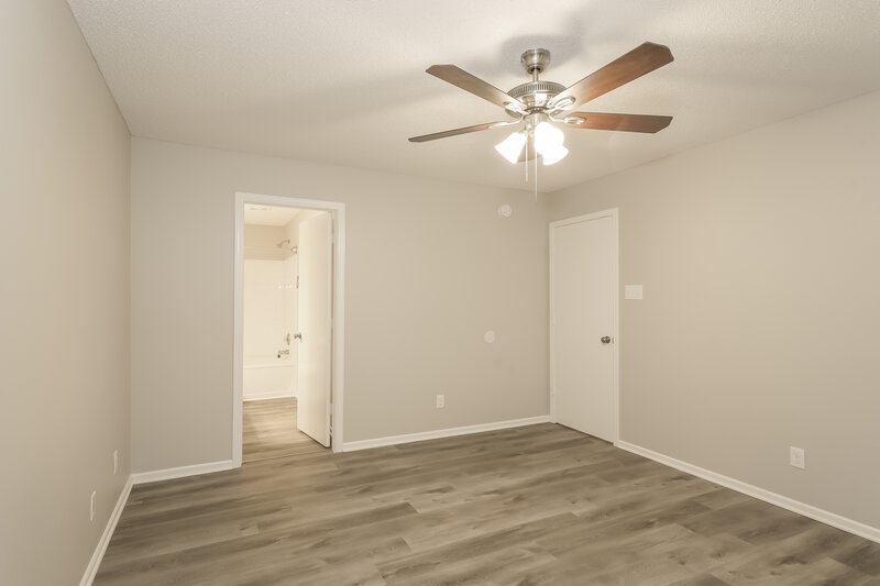 1,565/Mo, 13468 N Etna Green Ct Camby, IN 46113 Main Bedroom View