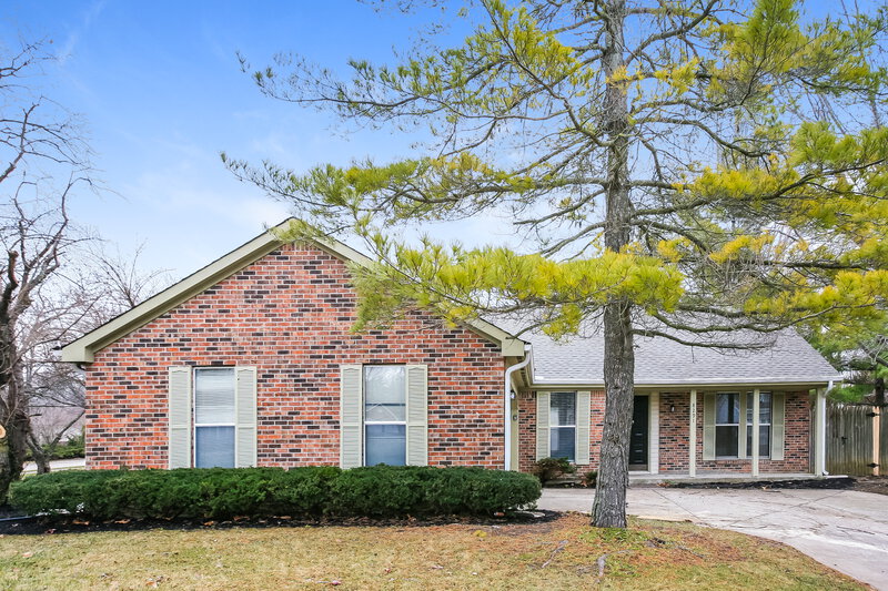 2,780/Mo, 8291 Ontario Ln Indianapolis, IN 46268 External View