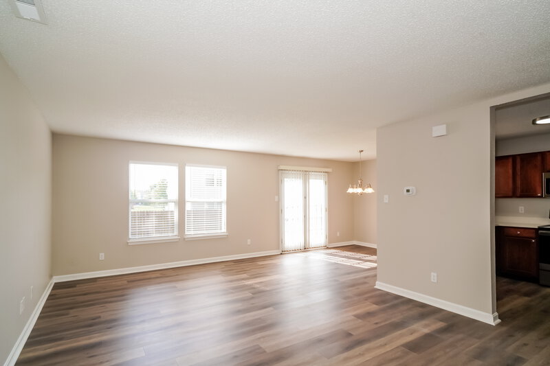 1,545/Mo, 5969 Redcliff North Ln Plainfield, IN 46168 Living Room View