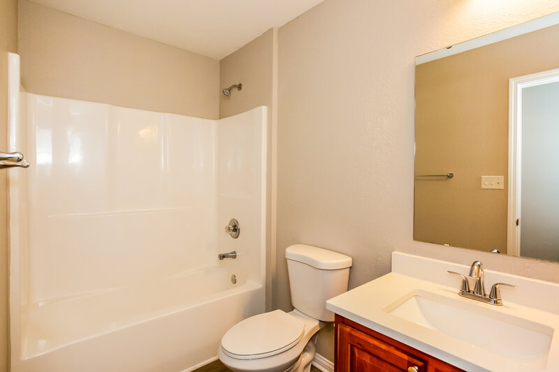 3,080/Mo, 6408 Matcumbe Way Plainfield, IN 46168 Bathroom View