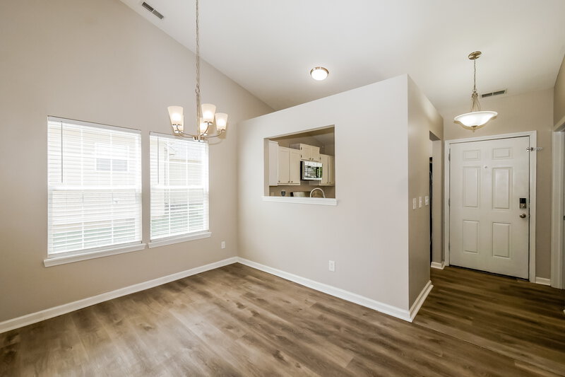 1,860/Mo, 5901 Blackley Ln Indianapolis, IN 46254 Dining Room View