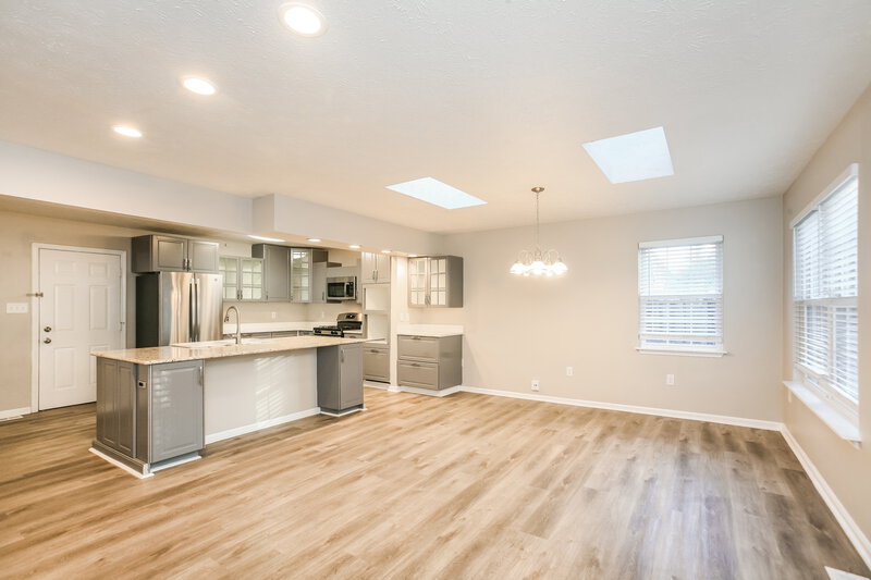 2,330/Mo, 705 Firethorn Cir Noblesville, IN 46062 Floorplan View 2