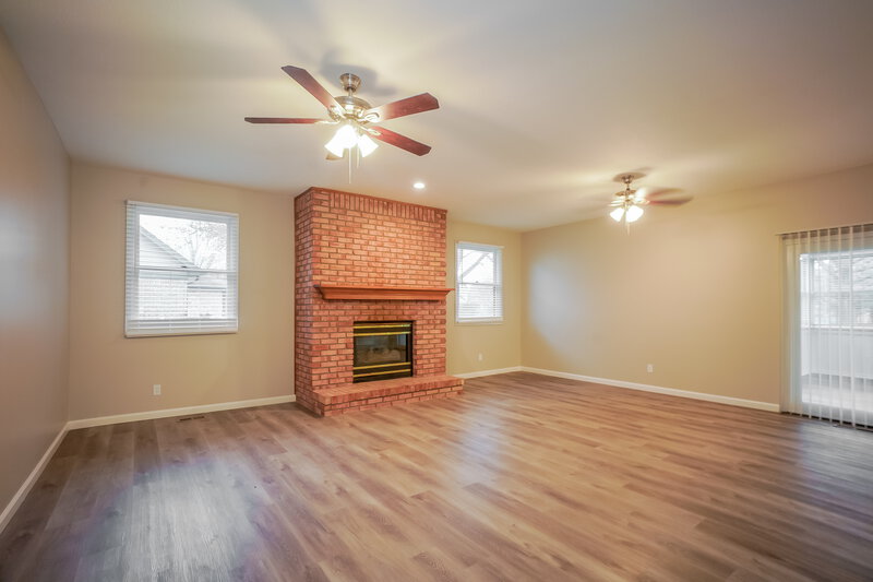 1,815/Mo, 7916 Santolina Dr Indianapolis, IN 46237 Living Room View