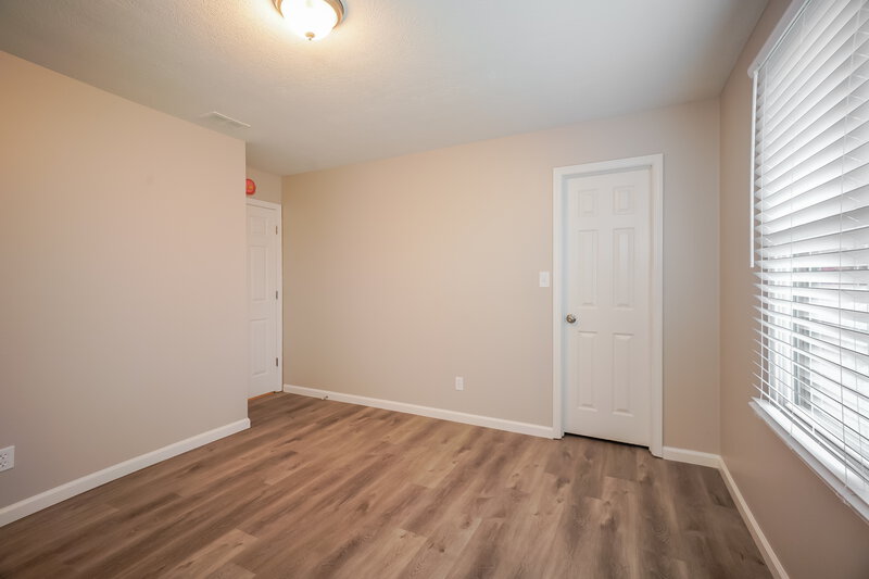 1,815/Mo, 7916 Santolina Dr Indianapolis, IN 46237 Bedroom View 2