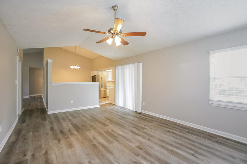 2,230/Mo, 7809 Hampton Pl Fishers, IN 46038 Living Room View