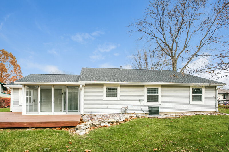 2,230/Mo, 7809 Hampton Pl Fishers, IN 46038 Rear View