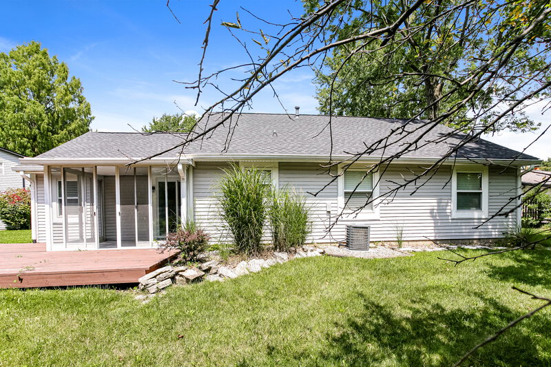 2,145/Mo, 7809 Hampton Pl Fishers, IN 46038 Rear View