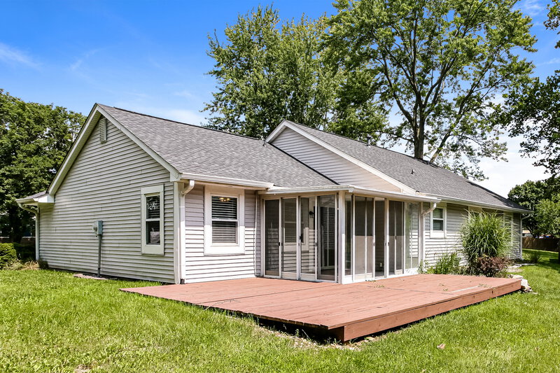 2,145/Mo, 7809 Hampton Pl Fishers, IN 46038 Rear View 2