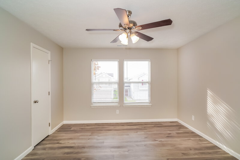 2,320/Mo, 6748 Stanhope Dr Indianapolis, IN 46254 Main Bedroom View