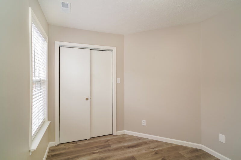 2,320/Mo, 6748 Stanhope Dr Indianapolis, IN 46254 Bedroom View
