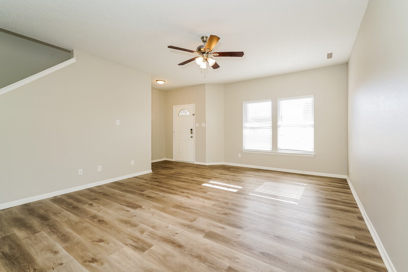 2,000/Mo, 750 Wheat Field Ln Whiteland, IN 46184 Living Room View 2