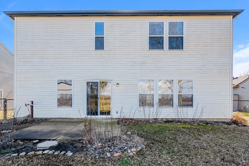 2,000/Mo, 750 Wheat Field Ln Whiteland, IN 46184 Rear View