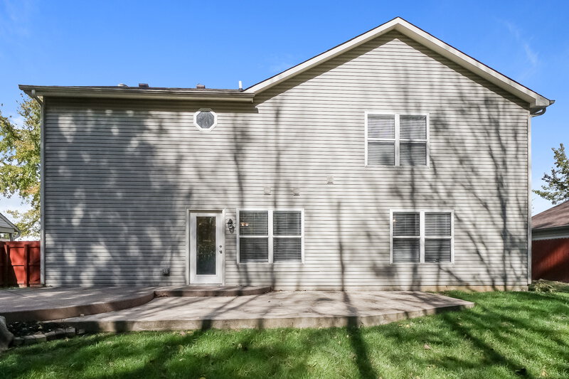 1,905/Mo, 163 Hilltop Farms Blvd Whiteland, IN 46184 Rear View