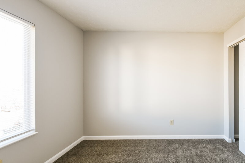 0/Mo, 9875 Worthington Blvd Fishers, IN 46038 Misc View 14