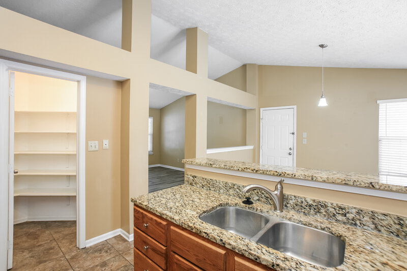2,390/Mo, 8439 Manship Dr Fishers, IN 46038 Kitchen View 2