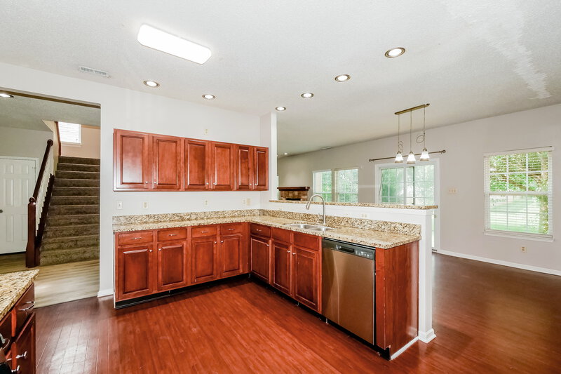 2,560/Mo, 10377 Alice Ct Fishers, IN 46038 Kitchen View 2