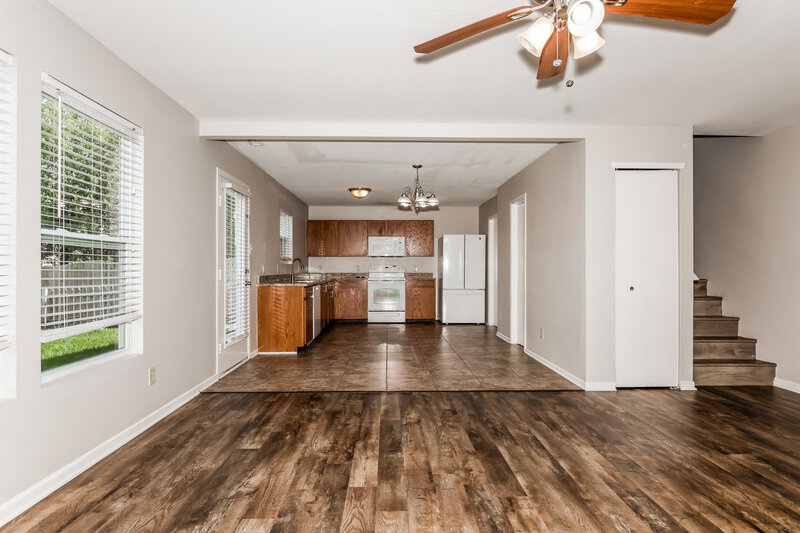 1,660/Mo, 10926 Spirit Dr Ingalls, IN 46048 Family Room View