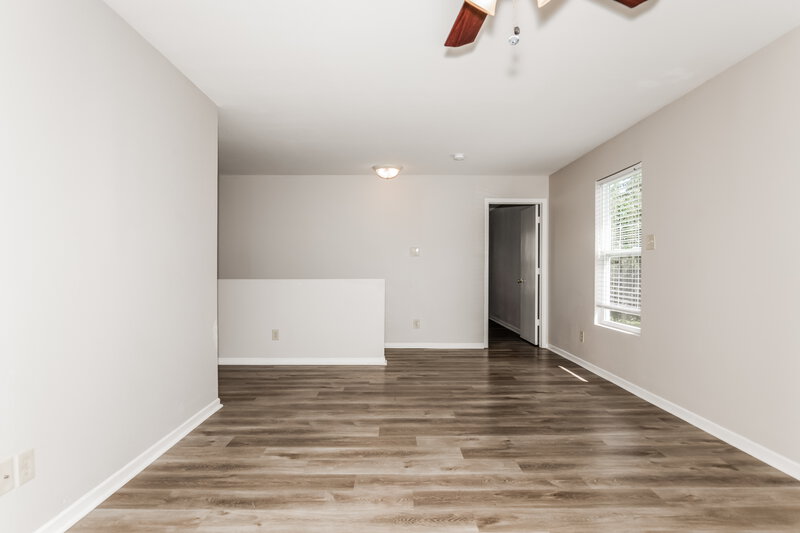 1,660/Mo, 10926 Spirit Dr Ingalls, IN 46048 Loft View