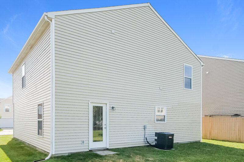 1,550/Mo, 10815 Grace Dr Ingalls, IN 46048 Misc View 16