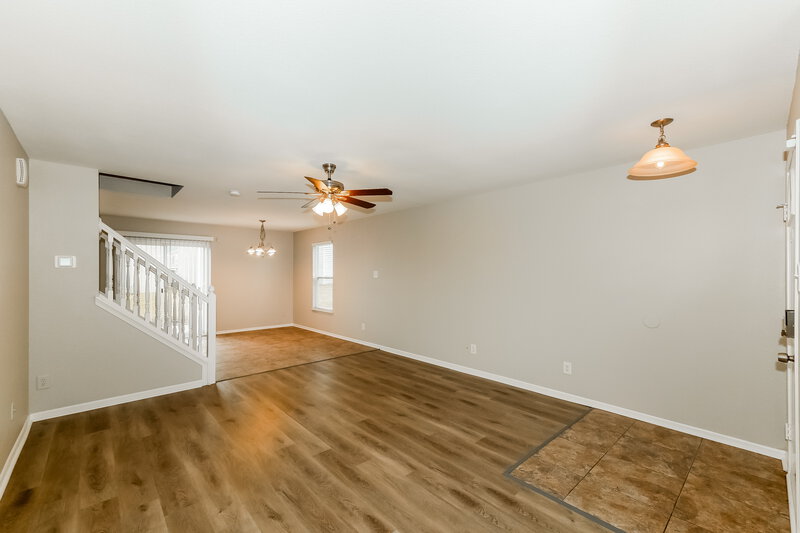 1,535/Mo, 10941 Spirit Dr Ingalls, IN 46048 Living Room View 4