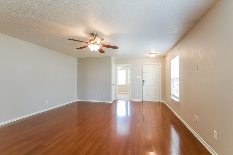 1,615/Mo, 7622 Mansfield Way Ingalls, IN 46048 Living Room View
