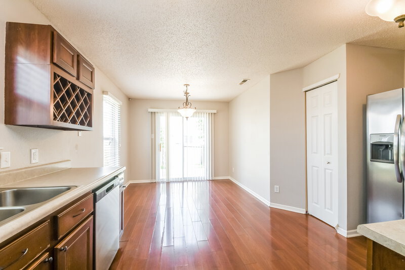 1,615/Mo, 7622 Mansfield Way Ingalls, IN 46048 Dining Room View